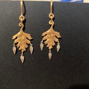 Cathy waterman 22 k earrings.